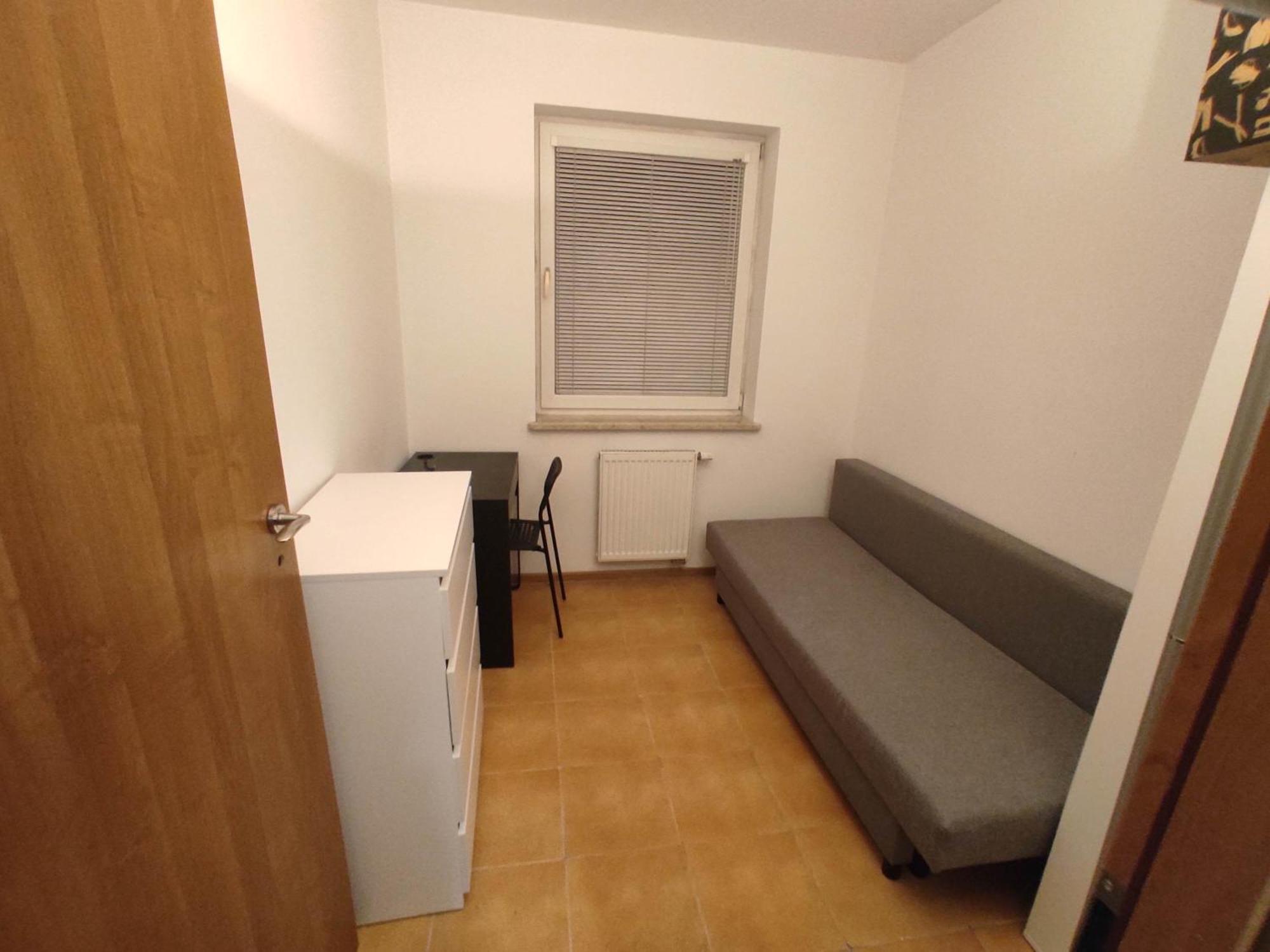 Nice Room With 2 Shared Bathrooms ,Wc , 2Km To Old Town -100M From Metro Szwedzka Varsóvia Exterior foto